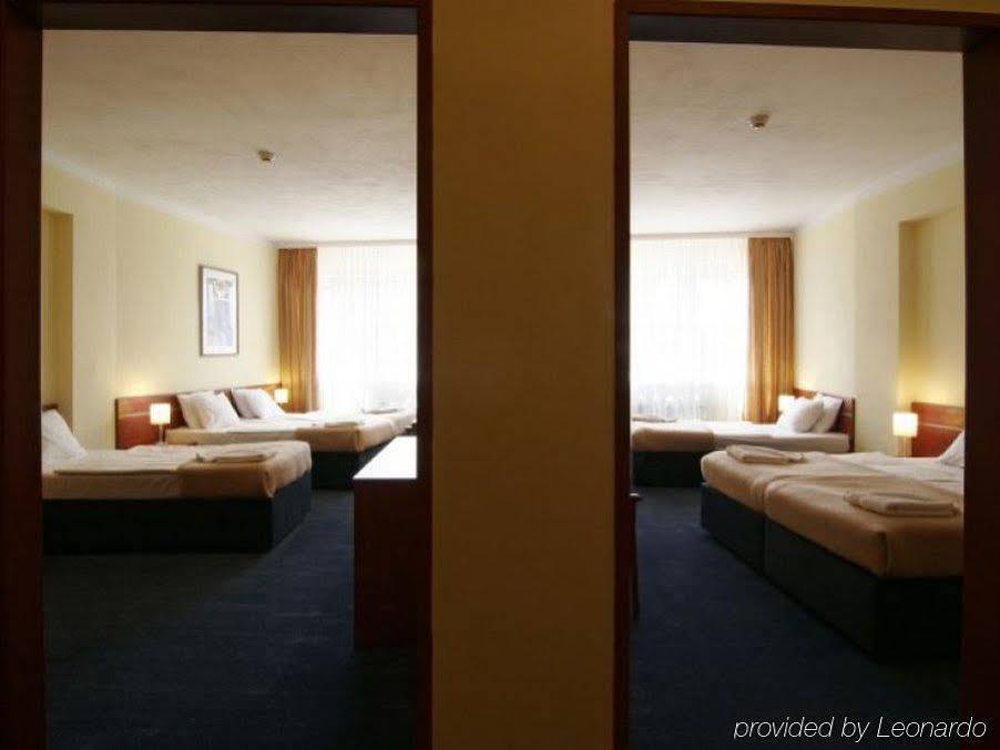 Hotel Rezidence Emmy Praga Exterior foto